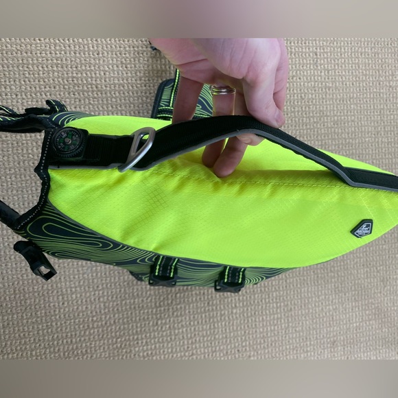 Dog Life Jacket - Picture 5 of 11